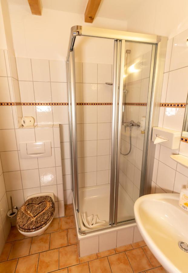 Landhotel Kuehler Grund Grasellenbach Екстер'єр фото